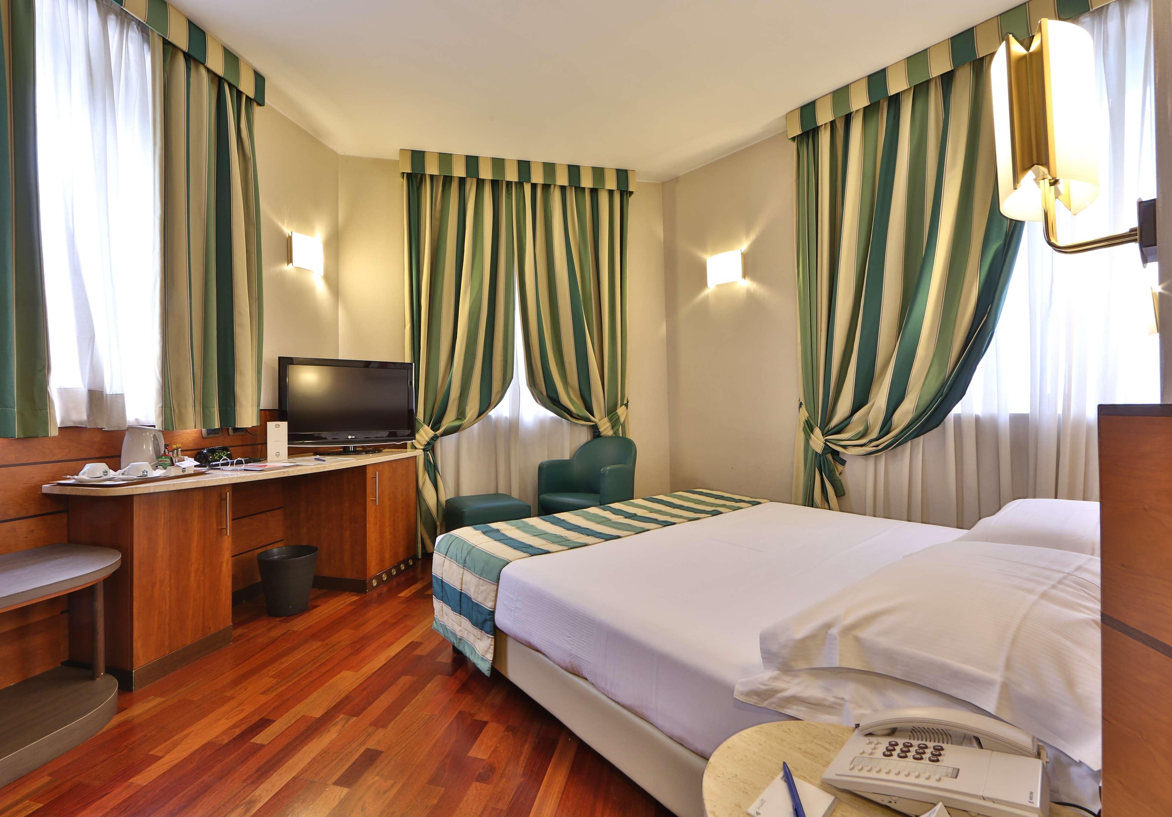 Hotel Mirage Sure Hotel Collection By Best Western Milan Bagian luar foto