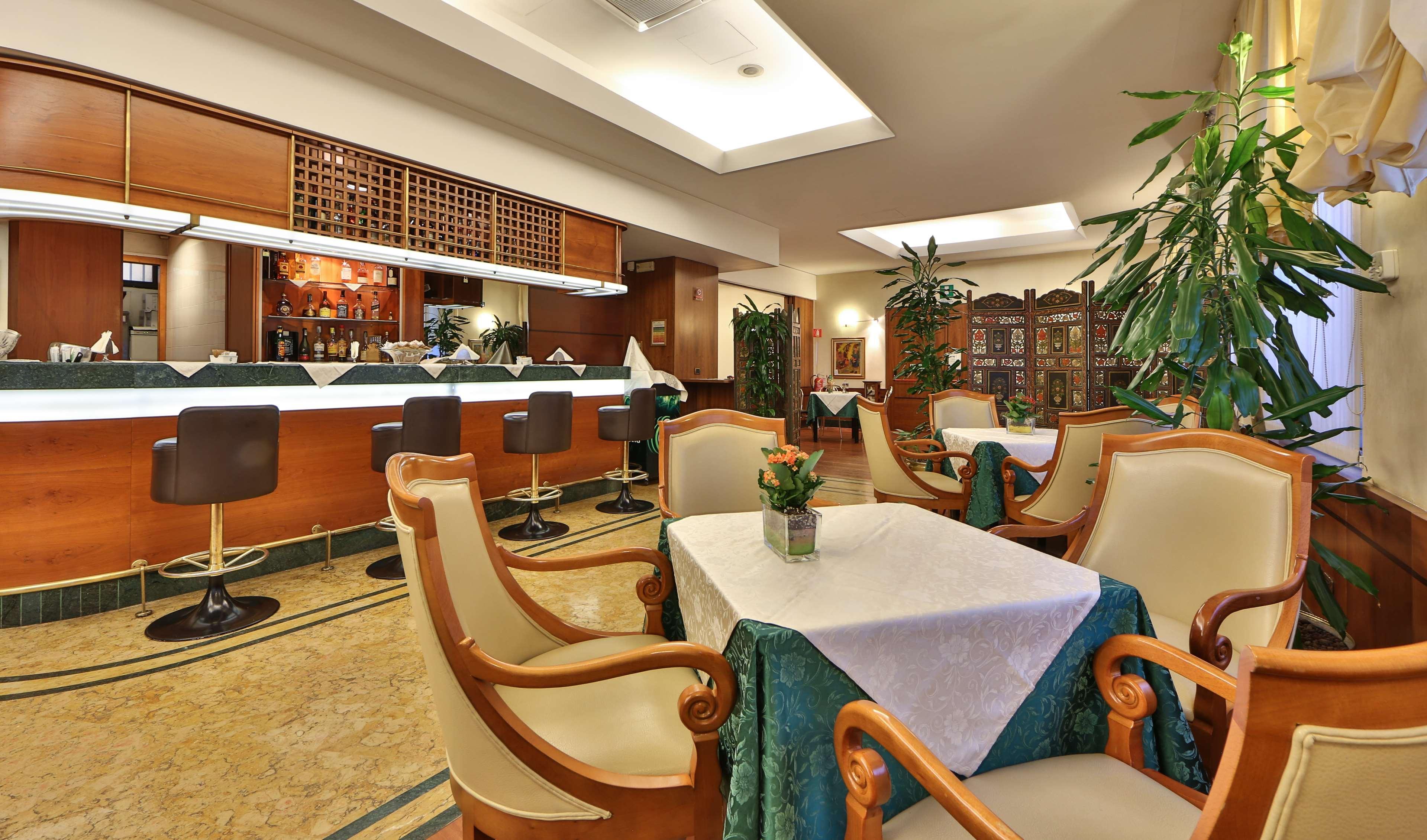 Hotel Mirage Sure Hotel Collection By Best Western Milan Bagian luar foto