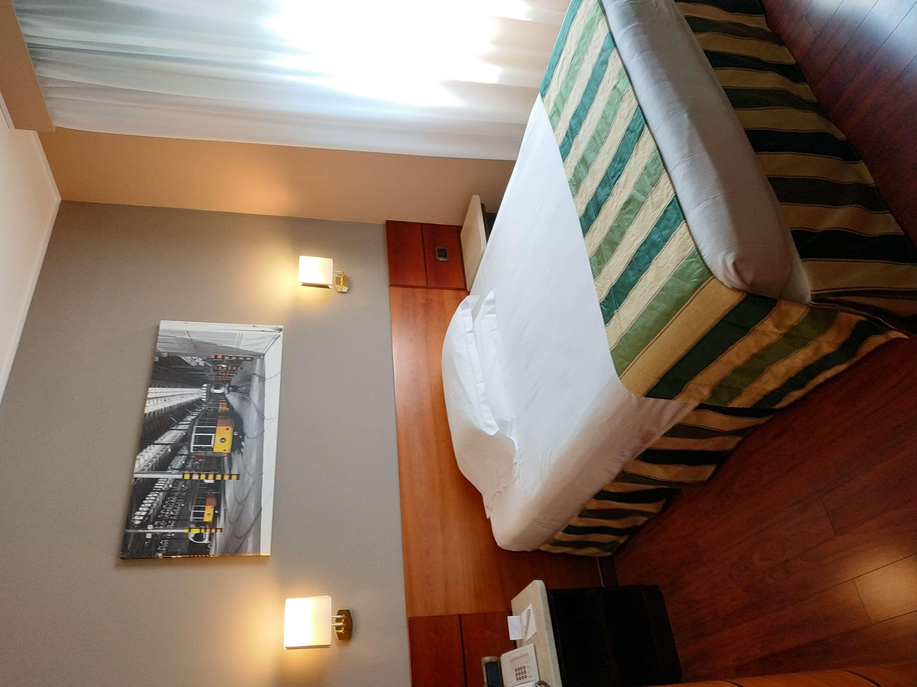 Hotel Mirage Sure Hotel Collection By Best Western Milan Bagian luar foto